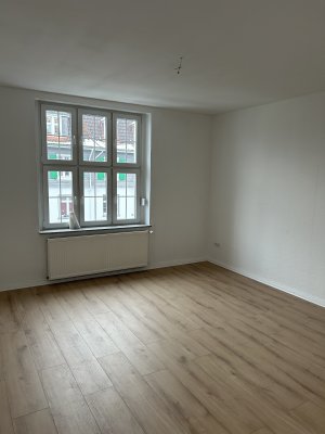 Helle moderne 4 Zimmer Wohnung nähe Helios Krankenhaus in W-Barmen