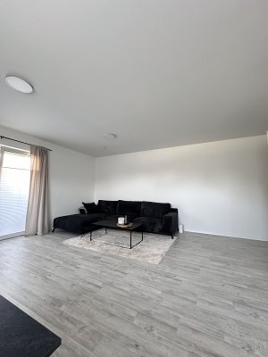 Erdgeschoss Neubau 2 Zimmer, 83qm , Fußbodenheizung