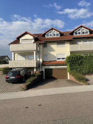 Sehr schöne helle 2-Zimmer-Wohnung mit Terrasse & Balkon in Kirchardt