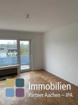 PA - Hell und bezahlbar. 2 Zimmerwohnung mit Balkon in Würselen. Anfragen bitte per Mail.