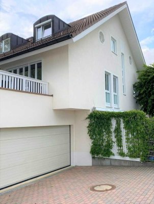 Absolut ruhige helle 3 Zi. Maisonette-Wohnung mit großer Südwest-Terrasse in München Waldtrudering