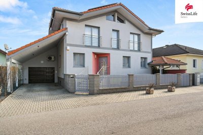 Modernes Einfamilienhaus | Garten | Pool | Garage | 9 Zimmer | 3 Bäder