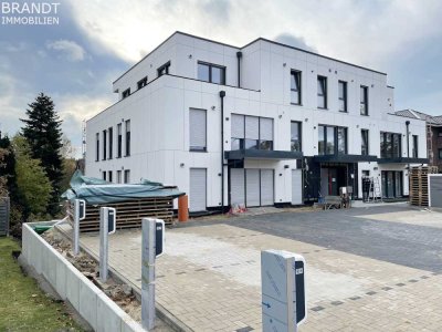 Mod. 3 Zi.-Whg. mit 2 Bädern, gr. Terrasse, Lift  u. KFZ-Stellplatz in Meiendorf!