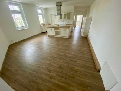 Modernisierte 3 Zi-Altbauwohnung mit Fahrstuhl, Innenstadt Fürstenwalde