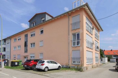 Jetzt zugreifen: Vermietete 2-Zi.-Etagenwohnung in zentraler Lage inkl. Garagenstellplatz