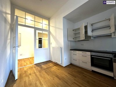 ALTBAUJUWEL Mitten in St. Leonhard in Nähe zur TU Graz! 3 Zimmer, Innenhofbalkon &amp; wunderschöner Fischgrätparkett - gleich anfragen und begeistern lassen!