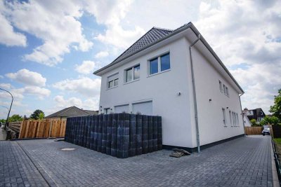 Moderne und helle 2-Zimmer-Erdgeschosswohnung mit Terrasse in Top-Lage von Achim-Uphusen