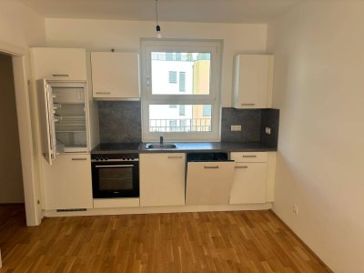 Neuwertige Wohnung mit Einbauküche und Tiefgaragenplatz in Mistelbach