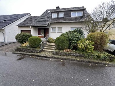 Geräumiges 8,5-Raum-Einfamilienhaus mit EBK in Hagen Emst