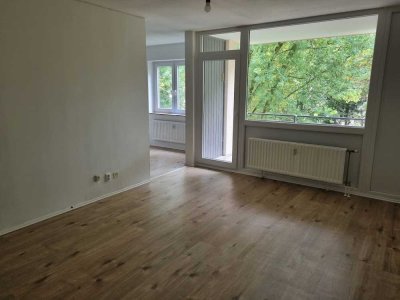 *WBS erforderlich* 3-Zimmer-Wohnung mit Balkon in Gelsenkirchen Hassel wartet auf eine nette Familie