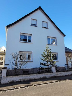 Sehr schöne 3-Zimmer-Wohnung mit Garten in Waldbrunn-Hausen