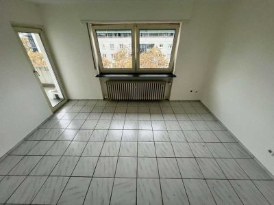 schön geschnittene 3 Zimmer Wohnung mit Balkon In Ludwigshafen Mitte