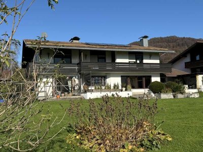 LAGE! LAGE! LAGE!  *Großzügiges Wohnen* Landhaus mit Einliegerwohnung und großem Garten