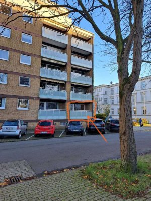 Südstrand Nähe und etwas Hafenblick vom Balkon! Schöne 2,5 -Zimmer-Wohnung mit Balkon