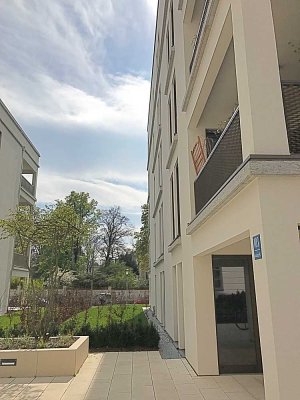 Traumhaft ruhige 3 Zimmer Wohnung in Bestlage Bogenhausen's mit viel Blick ins Grüne