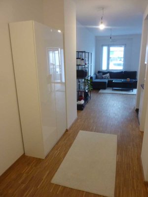 Da-Innenstadt: moderne 2 Zimmer-Whg., 1. OG mit Lift, ca. 55 m², EBK