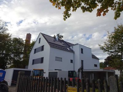 Zweitbezug einer 2 ZKDu. Wohnung aus dem Jahr 2019 mit Einbauküche und Balkon im Stadtteil Pfersee!