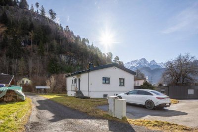 Einfamilienhaus mit großem Grund