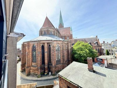 Altstadtwohnung mit Dom- und Marktplatzblick – Ihr neues Zuhause wartet!