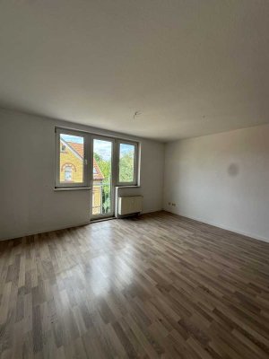 Lichtdurchflutete 2-Raumwohnung in Holzweißig - Hauptsraße 63 / WE 2.2