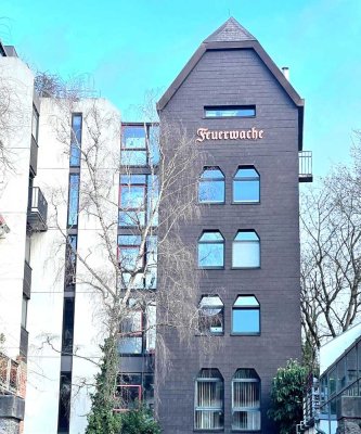 Originelle Wohnung mit großer Loggia in der Innenstadt - vom bekannten Architekten Jochen Brandi !