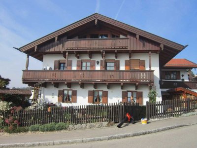 Stilvolle 3-Zimmer-Wohnung mit Balkon in Feldkirchen-Westerham