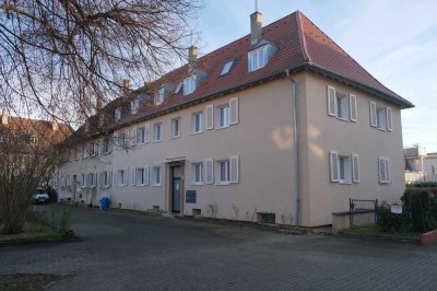 Neuwertige 3-Zimmer-Wohnung mit Balkon und Gartenmitbenutzung in kleiner Wohneinheit zu vermieten