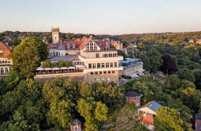 ***Exklusive Wohnperle im Luisenhof mit Blick über Dresden, neue EBK***