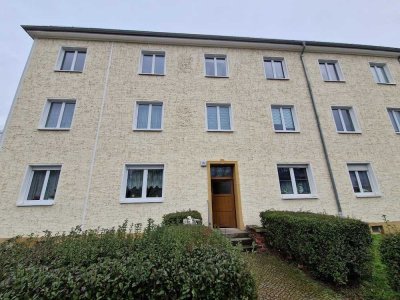 Großes Bad und Balkon mit Aussicht - Wohlfühlen in bester Lage!