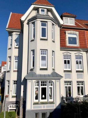 Schöne und gepflegte Jugendstil-Altbauwohnung im Lotsenviertel