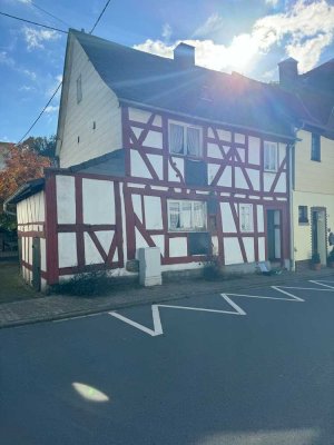 Preiswertes Einfamilienhaus in Weinähr bei Bad Ems