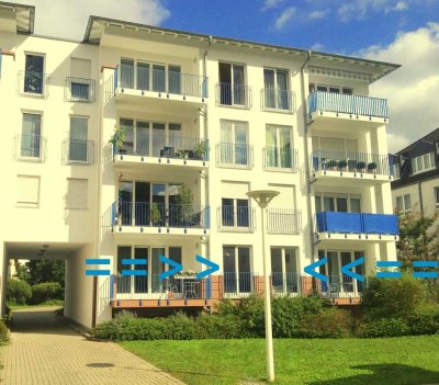 Gepflegte Nichtraucherwohnung mit Tiefgaragestellplatz für Singles. Im Hof vom Hotel Lindner