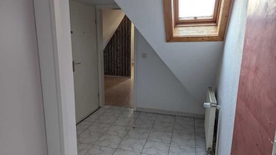 Gemütliche Wohnung im Altbau-Dachgeschoß