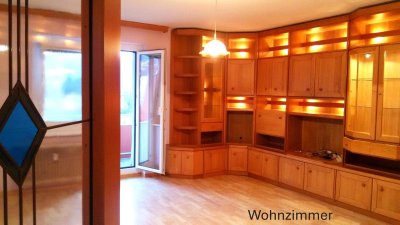 Privatverkauf! 2-Zimmer-Wohnung mit Einbauküche und großer Loggia