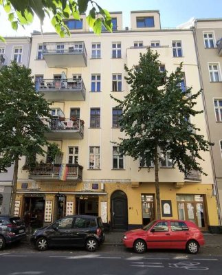 Provisionsfrei – Frisch renovierte, klug geschnittene Wohnung mit Altbau-Charme in Friedrichshain