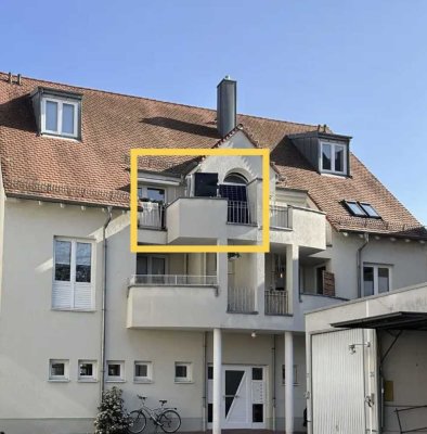 Wohnung "mit allem drum und dran"  2-Zimmer-Wohnung mit Balkon, EBK, Parkplatz zentral in Weinheim