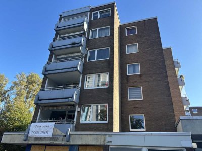 helle 3-Zimmer-Wohnung mit Balkon im Süden von  Düsseldorf