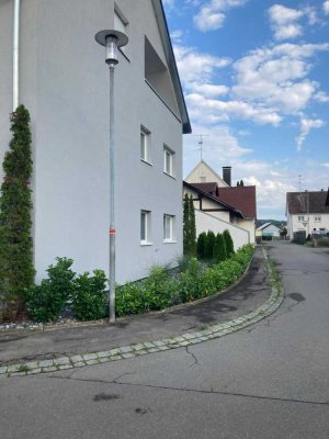 Provisionsfrei: Geschmackvolle  2-Zimmer-Wohnung in Aichstetten mit XXL Terrasse