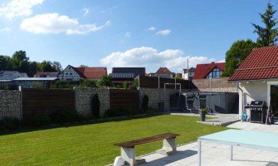 Gepflegtes EFH mit großem Garten und Pool in idyllischer Lage von Friedrichsruhe