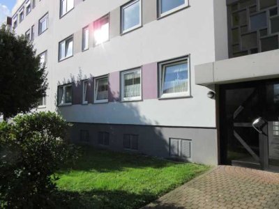 Zentral gelegene, gepflegte, vermietete 4-Zi-ETW mit schönem Balkon in Barsinghausen (Zentrum)