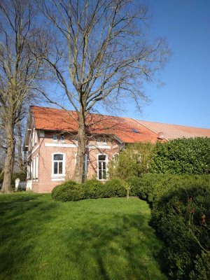 Historischer Reiterhof in Alleinlage mit Reithalle