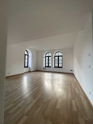 Ideal für Studenten, Singles und Junge Paare/ 2 Raum Wohnung sucht neuen Mieter