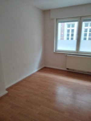 freundliche 4-Zimmer-Wohnung zur Miete in Aachen