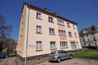 Großzügige 3-Zimmer Wohnung mit Balkon und PKW Stellplatz