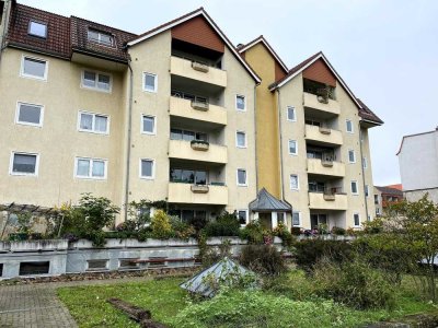 Frisch sanierte 2 Zimmerwohnung mit Lift, Balkon und Tiefgarage