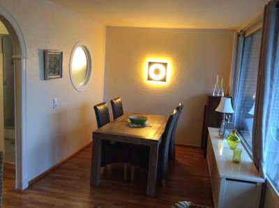 Möblierte 2-Zimmer-Wohnung mit Balkon und EBK in Lübeck