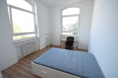 neu renoviertes Zimmer in 5er WG (katholisches Studentenwohnheim)