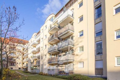 +++ 2-Raumwohnung mit Balkon und TG-Stellplatz in Dresden-Striesen +++