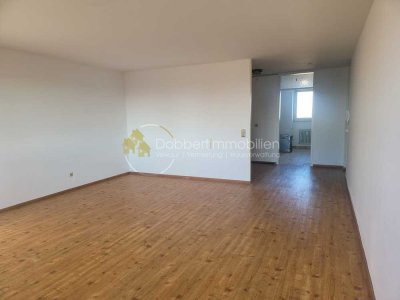 nette 3 Zimmerwohnung mit verglastem Balkon  und TG-Stellplatz