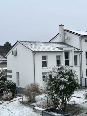 Ruhig gelegenes Reihenendhaus mit großem Garten